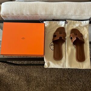 Used Hermes Sandales Oran
